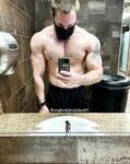 OF - hungbodybuilder27 (Jacob Gray)